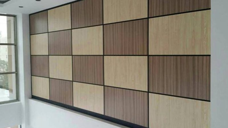 在市场上，同一种材料可能存在多个品牌。在对比品牌时，可以从以下几个方面入手：